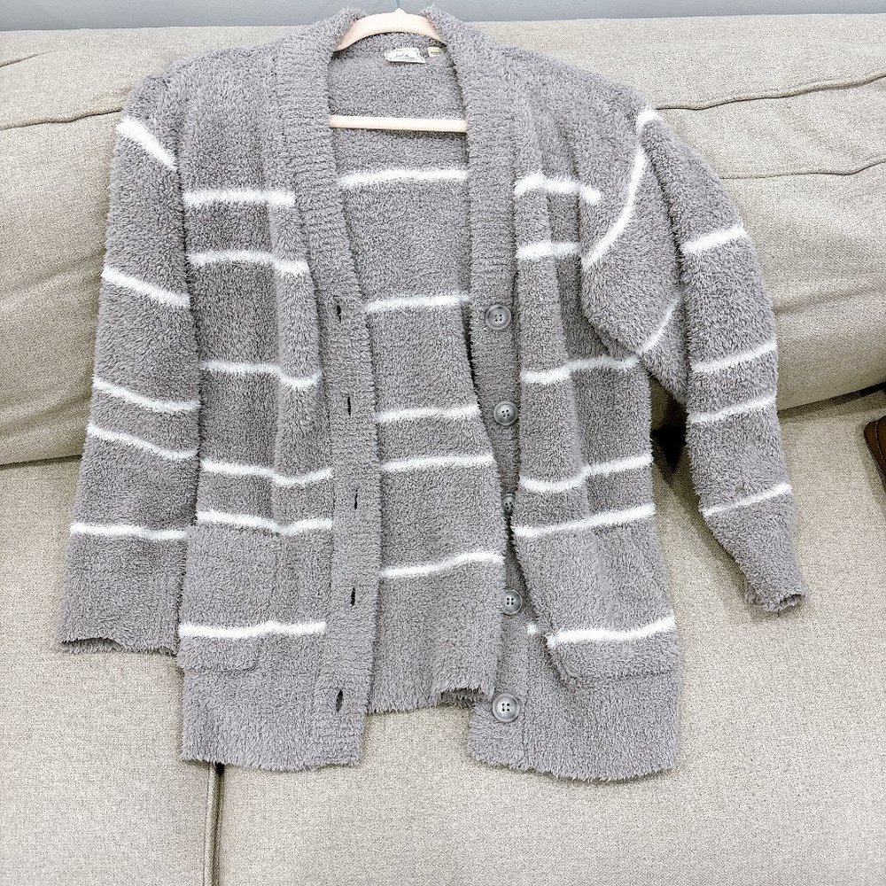 95% NEW GELATO PIQUE LOUNGE WEAR TOP, JACKET - Picture 2 of 8